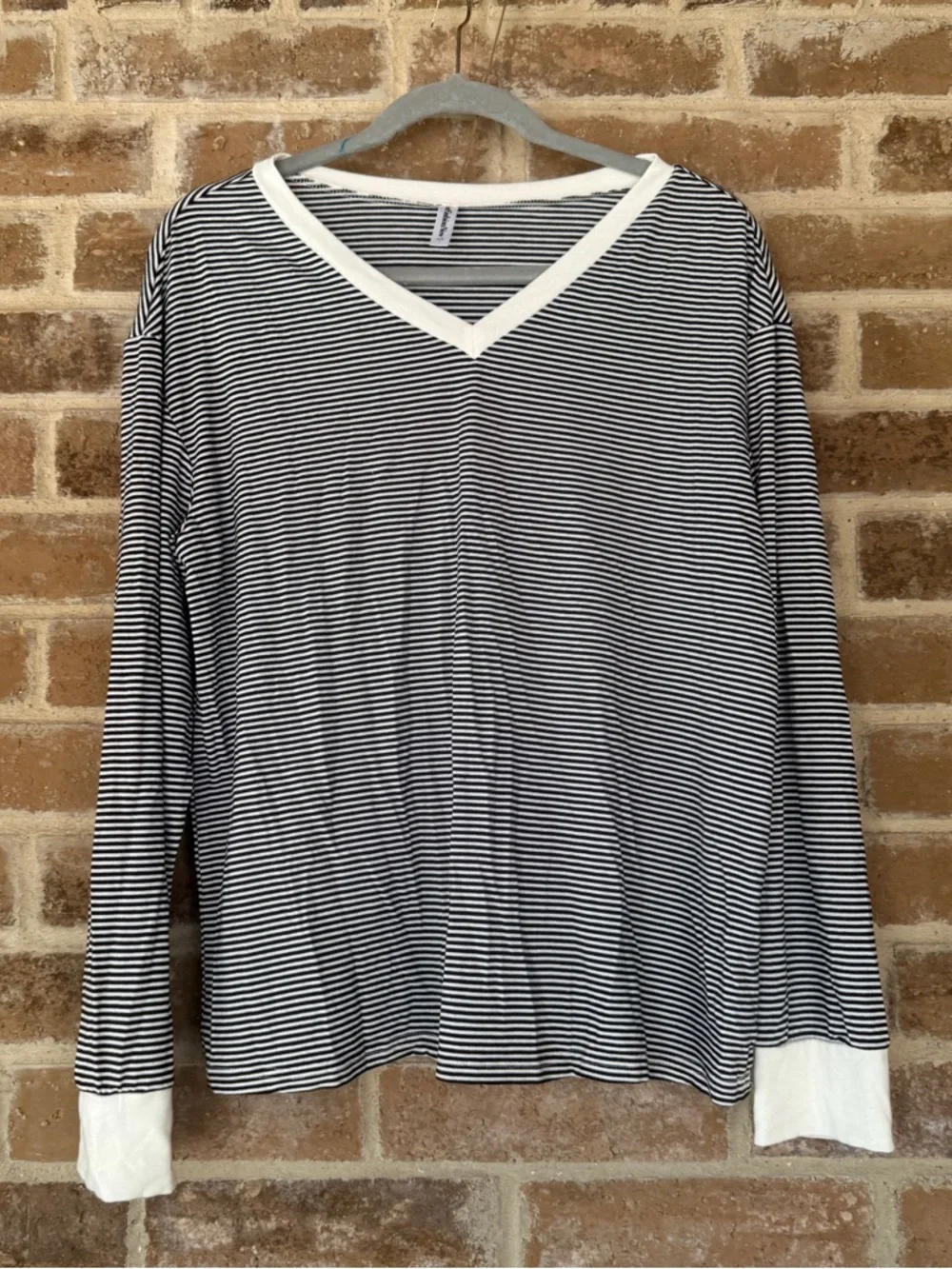 Striped V-Neck Long Sleeve Pajama Set in Black & White